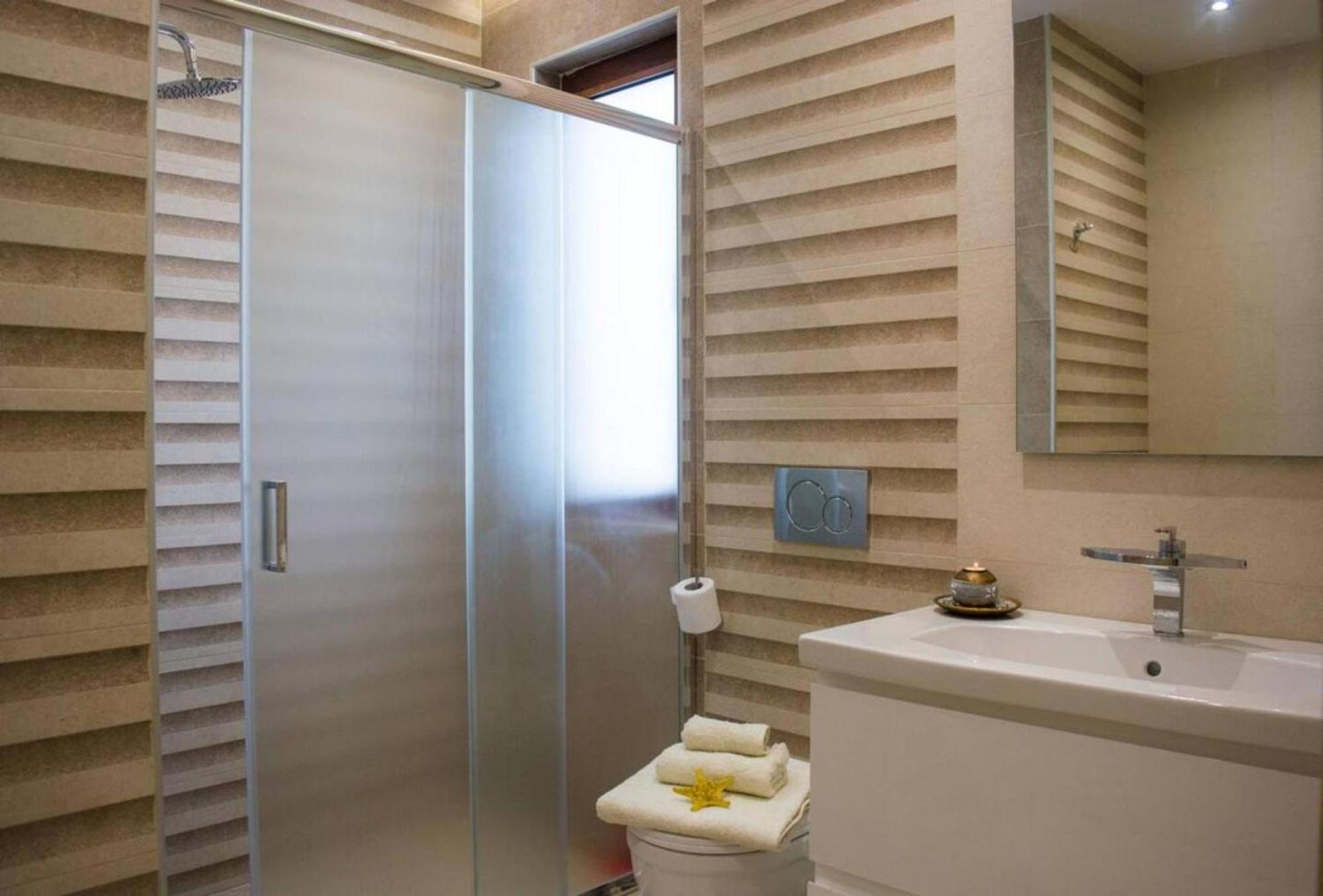 Depie Luxury Apartment In 帕斯蒂达 外观 照片